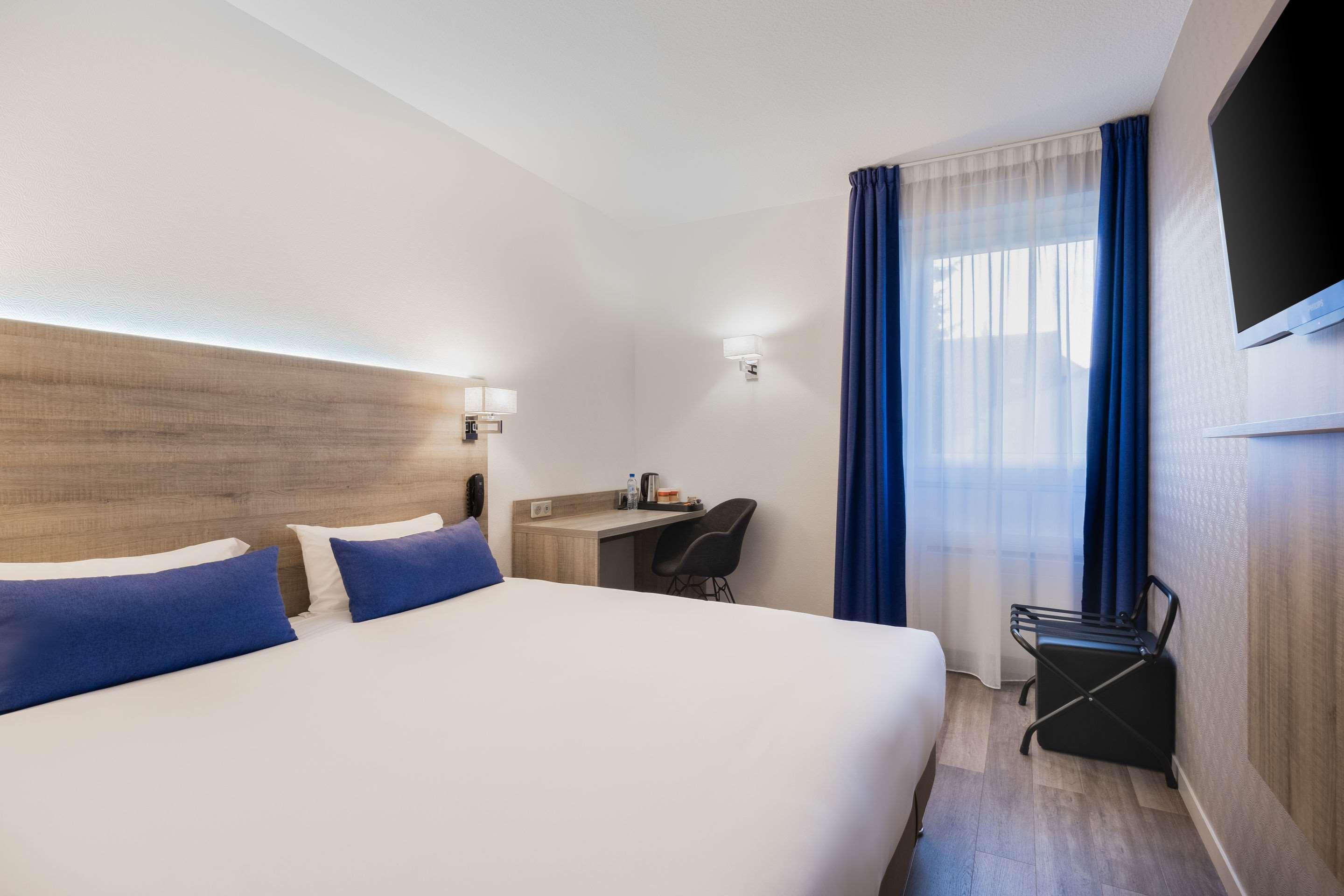 Hotel Le Circuit Le Mans Exteriér fotografie